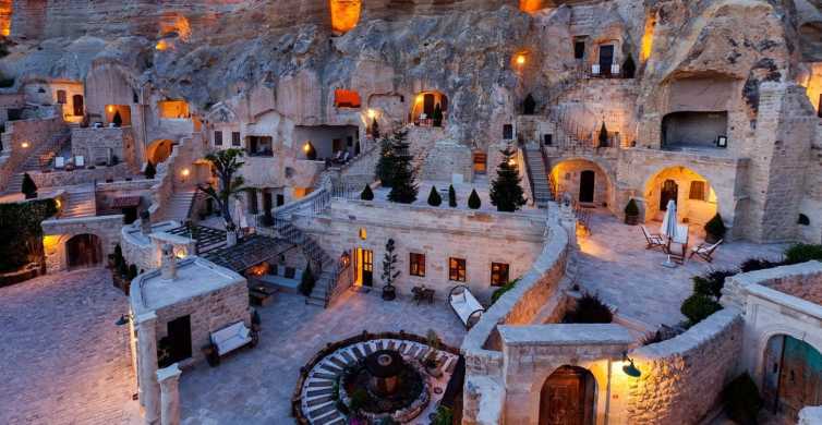 Explorer une ville souterraine : Derinkuyu est la plus grande et la mieux préservée des villes souterraines de Cappadoce