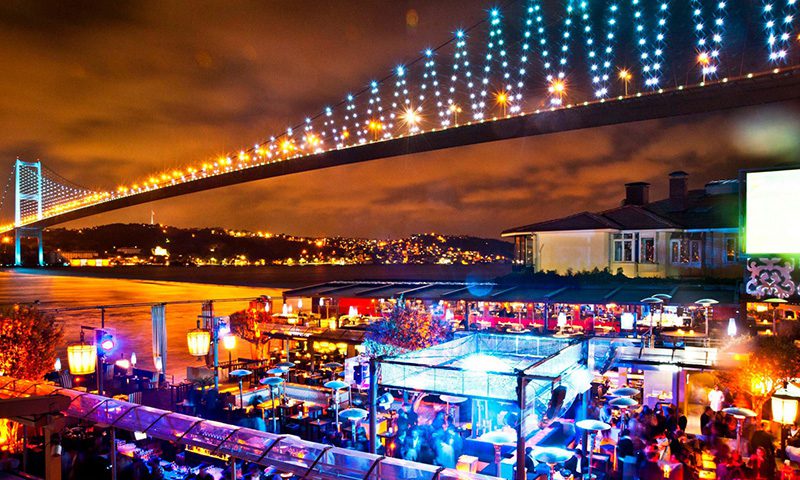 La Vie Nocturne d'Istanbul - Hotel turquie